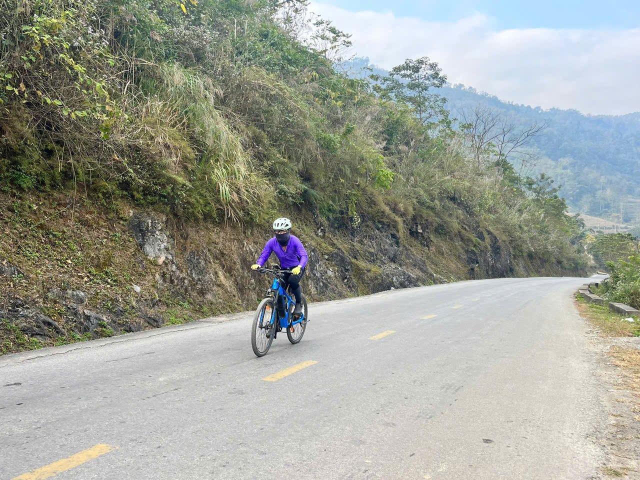Voyage à Vélo au Nord-Vietnam : L’Épopée Sauvage à travers la Province de Cao Bang
